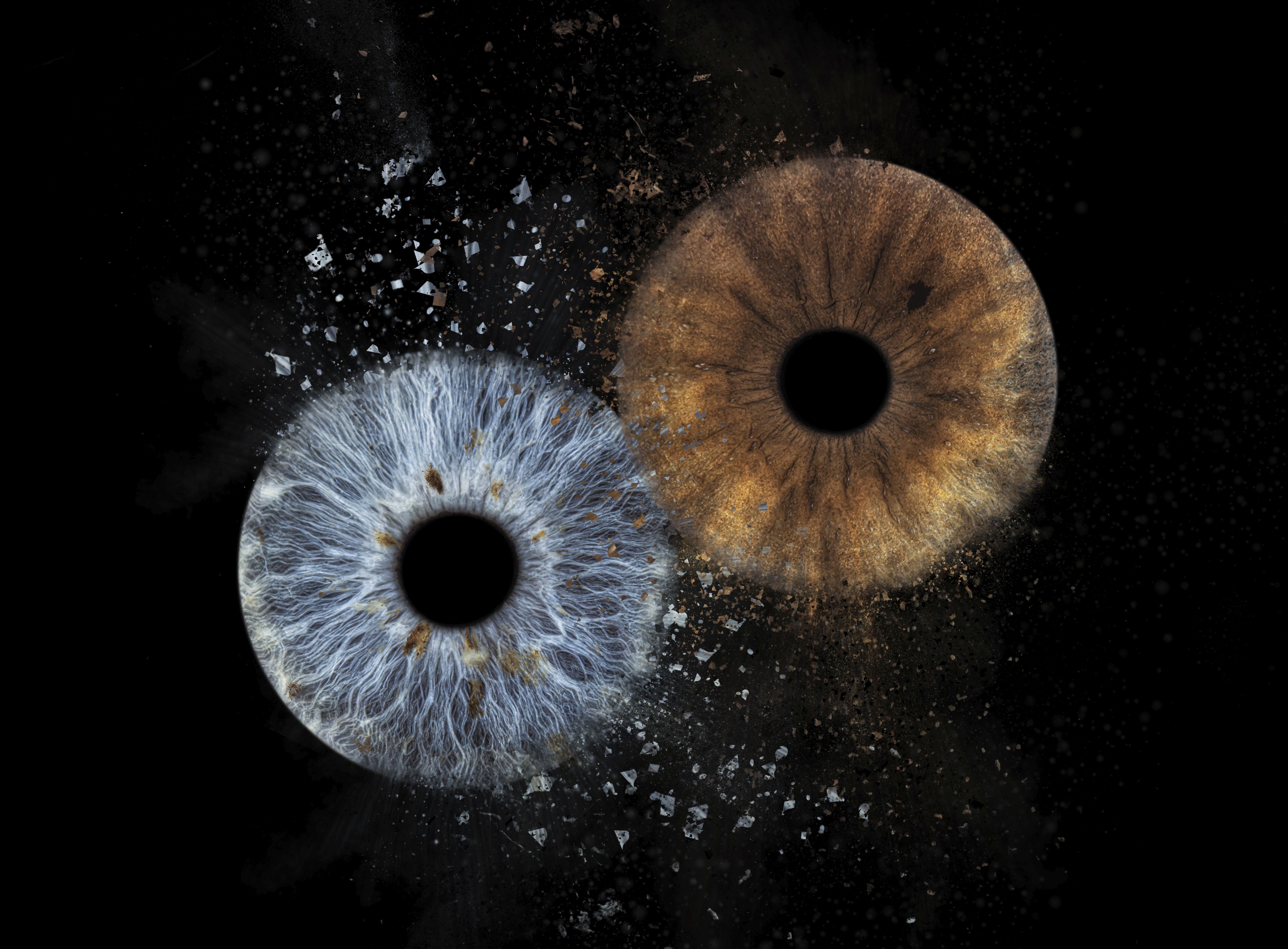 Eisblau und Braun · gemeinsame Explosion